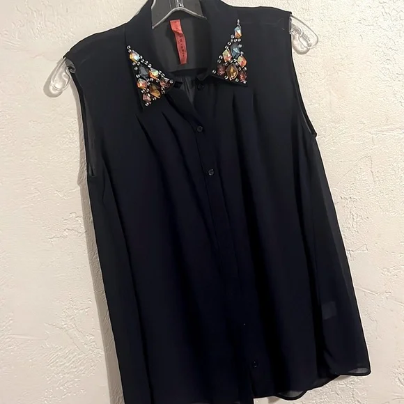 Eight Sixty Button Down Semi Sheer Top - Picture 2 of 5